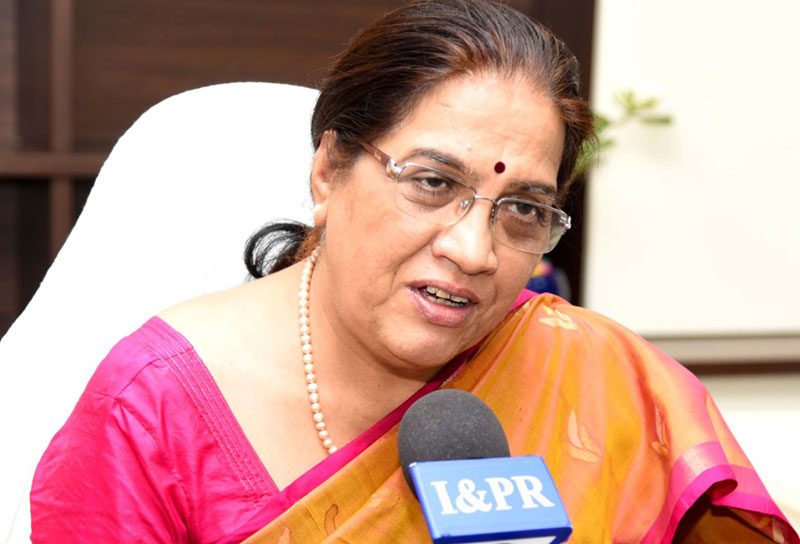 ఏపీ ఎస్‌ఈసీగా నీలం సాహ్ని బాధ్యతలు