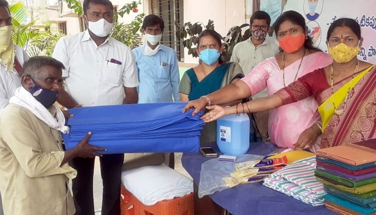 బల్దియా కార్మికుల సంక్షేమానికి ప్రాధాన్యం