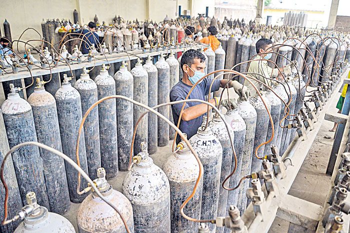 ఆక్సిజన్‌ వినియోగం పైపైకి..