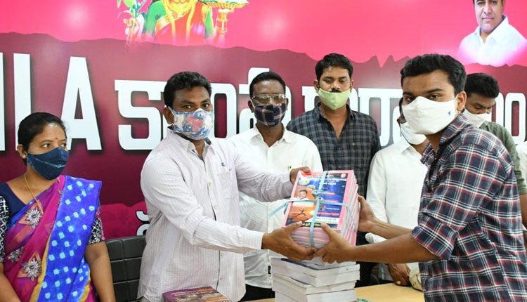 ఏజెన్సీలో నిరుద్యోగ యువతకు ప్రోత్సాహం