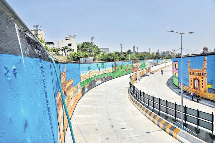 ట్రాఫికర్‌కు చెక్