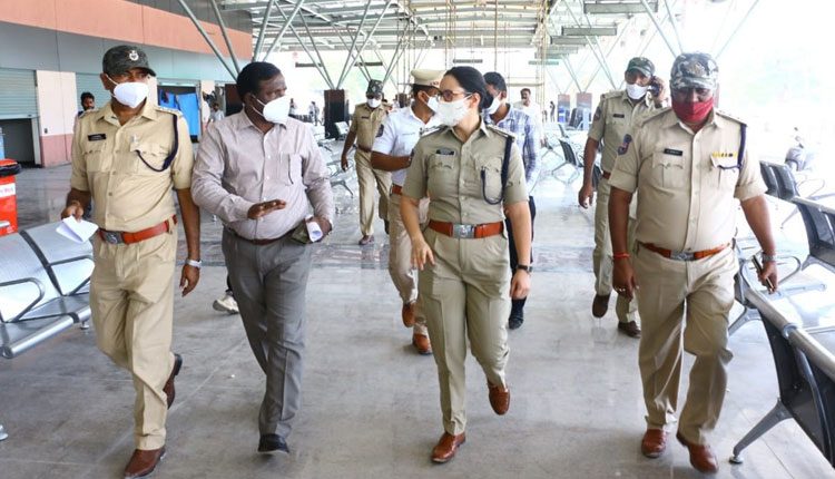 భారీ బందోబస్తు