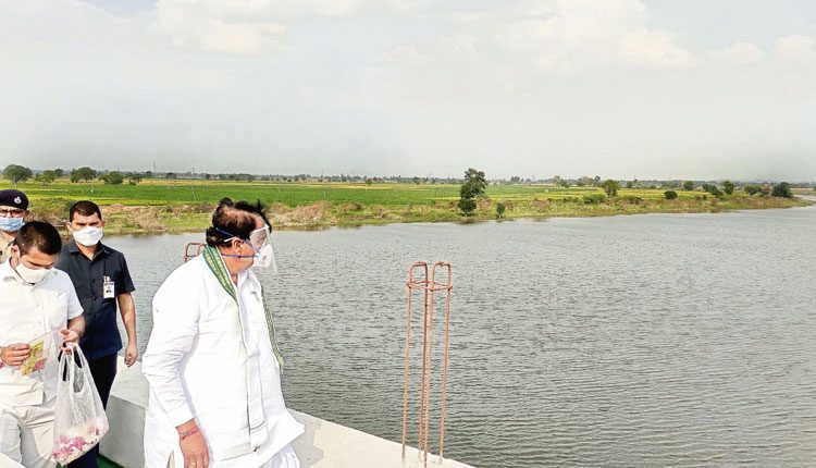 తల్లిని తెచ్చి బిడ్డకు అప్పగించాం..