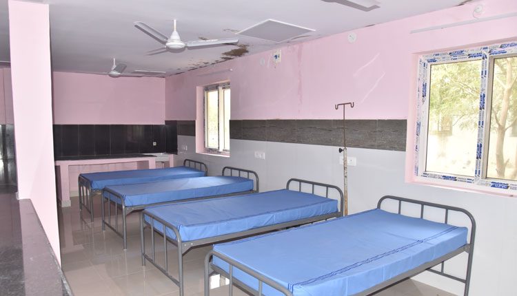 బెడ్స్ కు కొరత లేదు