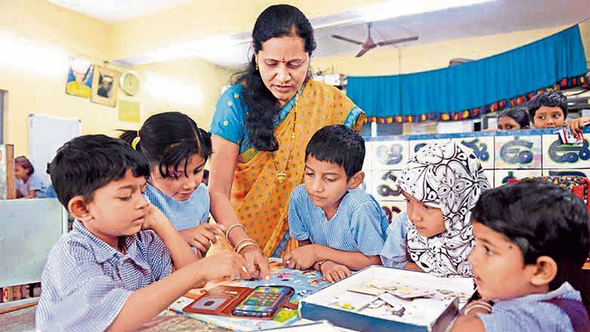 పాఠశాలల్లో హరివిల్లు