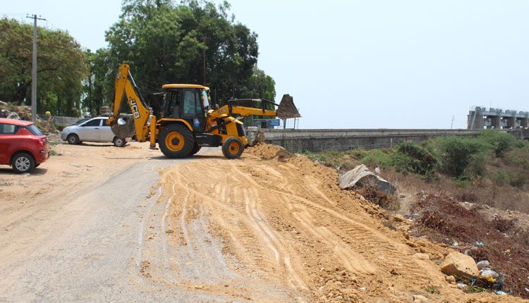 సీఎం రాక కోసం ముమ్మర ఏర్పాట్లు