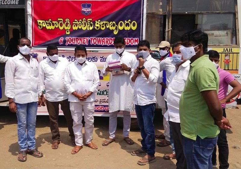 మాస్కు ధరించకుంటే సరుకులు ఇవ్వొద్దు