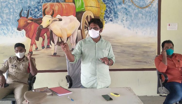 నకిలీ విత్తనాలు అమ్మితే పీడీ  యాక్టు