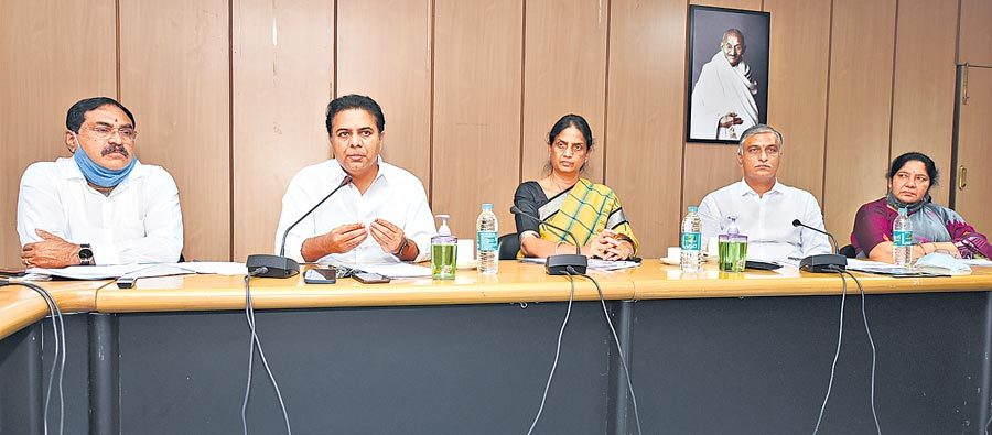 సర్కారీ స్కూళ్లకు కార్పొరేట్‌ లుక్కు