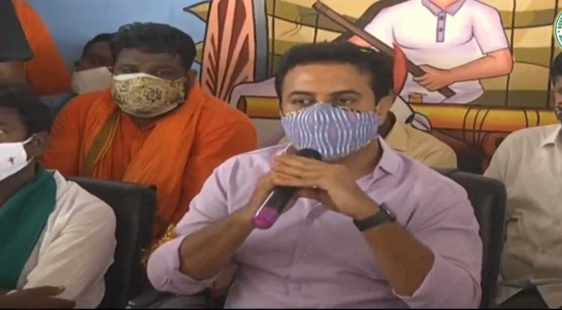 దమ్ముంటే ఒక ప్రాజెక్టుకు జాతీయ హోదా తీసుకురా : ‌మంత్రి కేటీఆర్