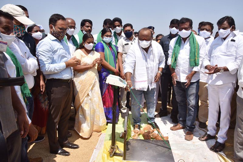 సాగు విజ్ఞానకేంద్రాలుగా రైతు వేదికలు