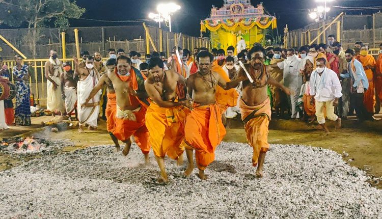 నిరాడంబరంగా ముగిసిన కొమురవెల్లి మల్లన్న బ్రహ్మోత్సవాలు