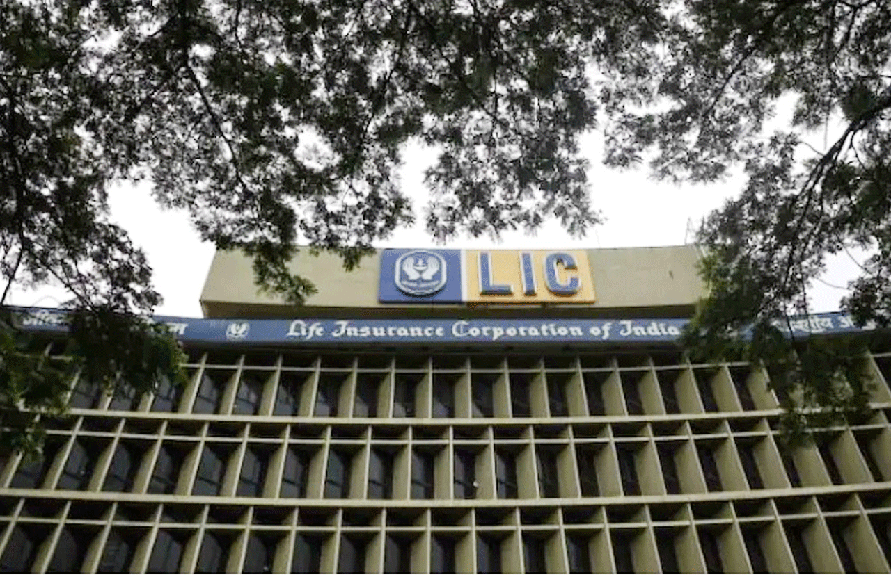 ఎల్ఐసీ ఉద్యోగుల‌కు గుడ్‌న్యూస్‌.. 16% వేత‌నాల పెంపు