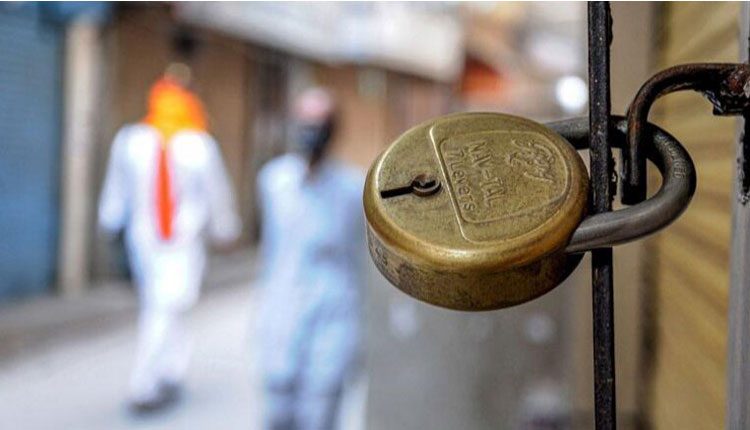 తెలంగాణ‌లో వీకెండ్ లాక్‌డౌన్‌ను ప‌రిశీలిస్తాం : సీఎస్ సోమేశ్ కుమార్