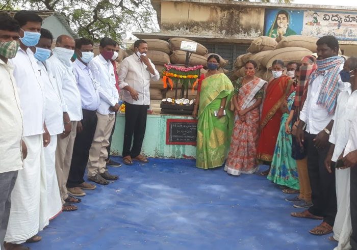 రైతులకు అండగా ప్రభుత్వం