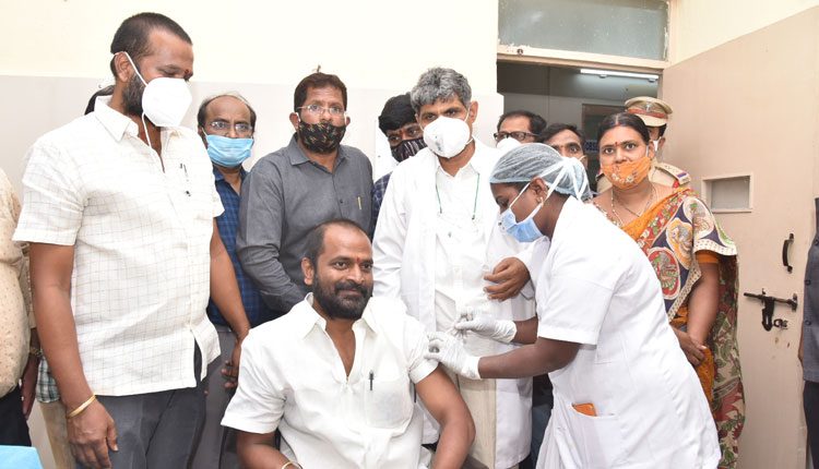 పాలమూరులో రూ.100 కోట్లతో దవాఖాన నిర్మాణం