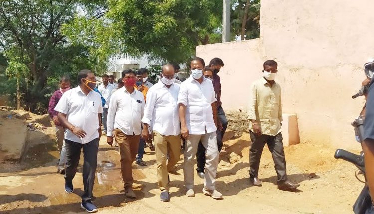 సమస్యల పరిష్కారానికే బస్తీబాట