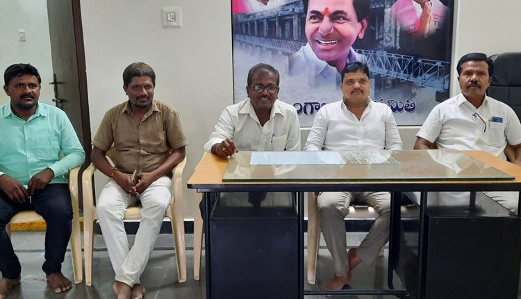 రైతులను తప్పుదోవ పట్టించిన ప్రతిపక్షాలు