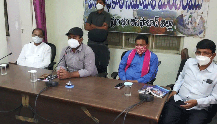 వ్యాక్సిన్‌పై అవగాహన కల్పించాలి