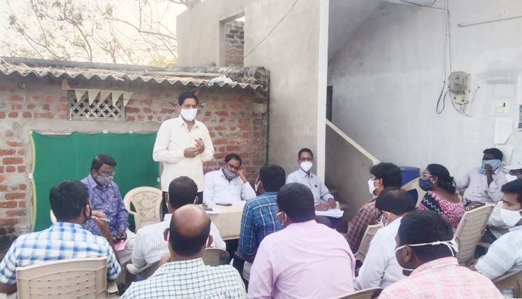 కొవిడ్‌పై ప్రజలకు అవగాహన కల్పించాలి