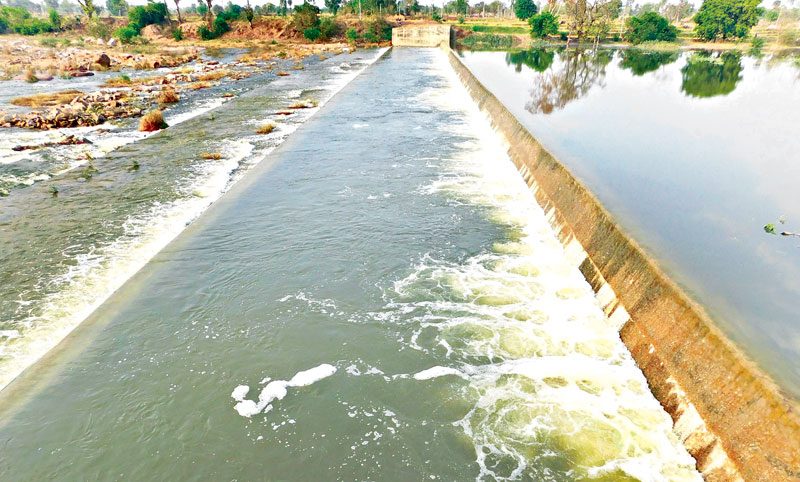 గోదావరి నాట్యమాడంగా.. జలవనరులు మురవంగా