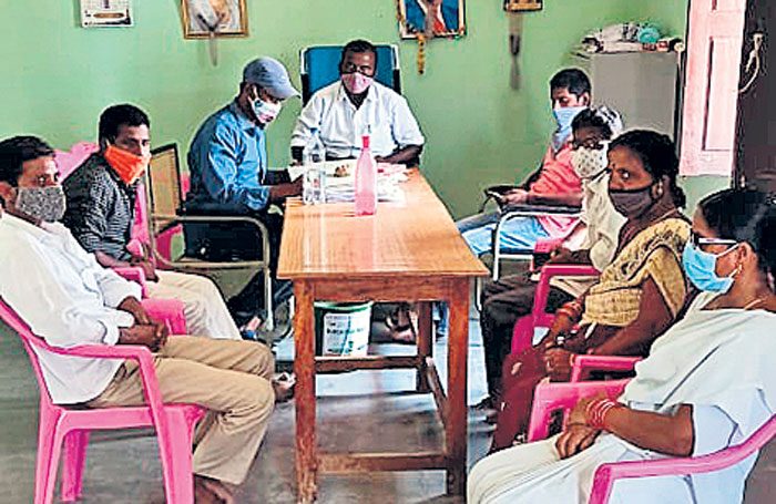 కరోనా కట్టడికి కృషి చేయాలి