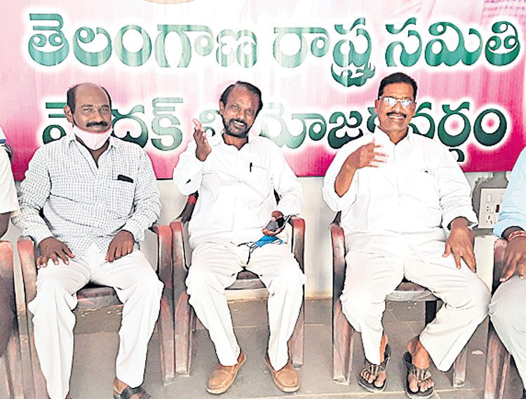 ఉచిత కరెంట్‌ ఇవ్వడం హర్షణీయం