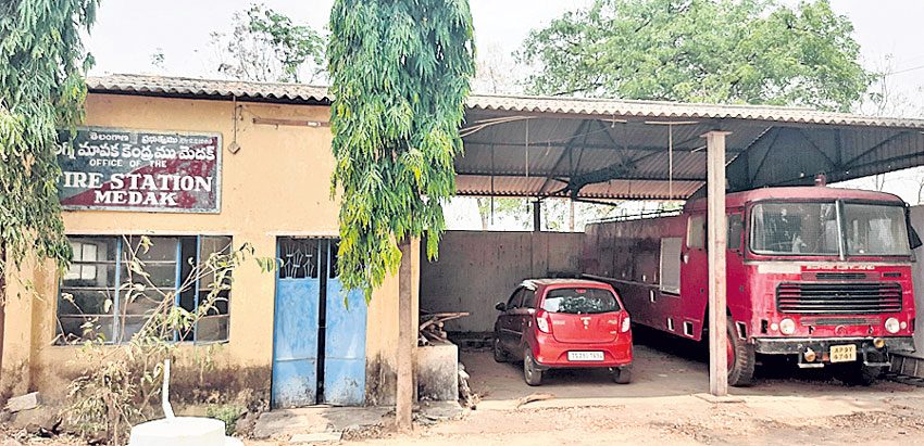 అప్రమత్తతే ఆయుధం