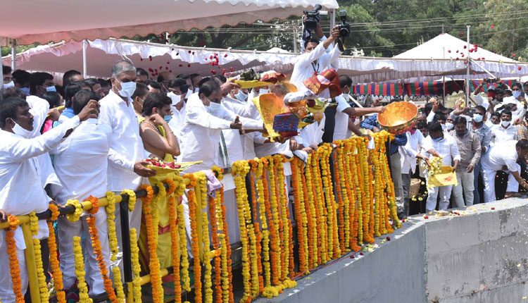 మహోజ్వల చరితం