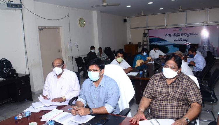 కరోనా నియంత్రణకు చర్యలు తీసుకోవాలి