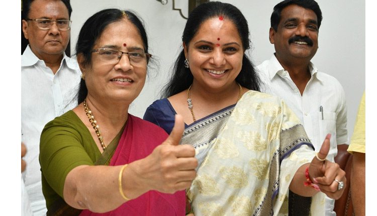 ఎమ్మెల్సీ వాణీదేవి కి మంత్రి కేటీఆర్, ఎమ్మెల్సీ క‌విత జ‌న్మ‌దిన శుభాకాంక్ష‌లు