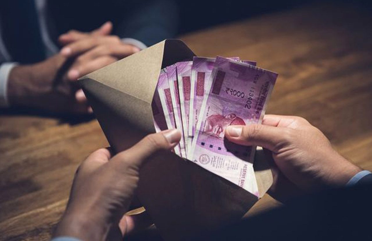 రూ.2.5 ల‌క్ష‌లు దాటితే పీఎఫ్ వ‌డ్డీపై ప‌న్ను.. ఈ నెల నుంచే షురూ!