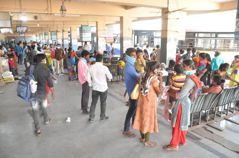 మాస్కు టీకా మస్ట్