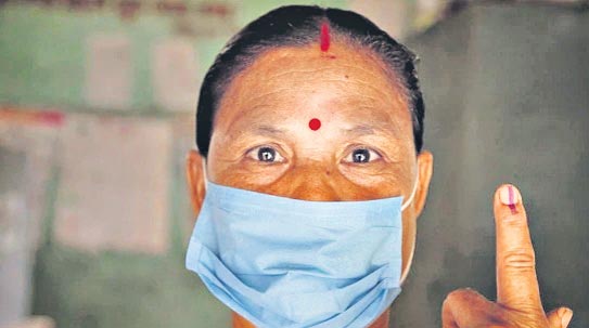 మాస్కు ఉంటేనే ఓటు