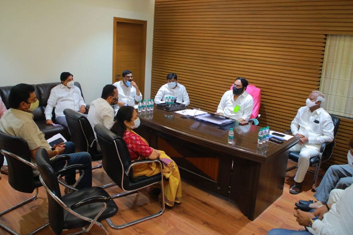 ఎన్నికల్లో విజయమే లక్ష్యంగా పని చేయాలి : మంత్రి ఎర్రబెల్లి