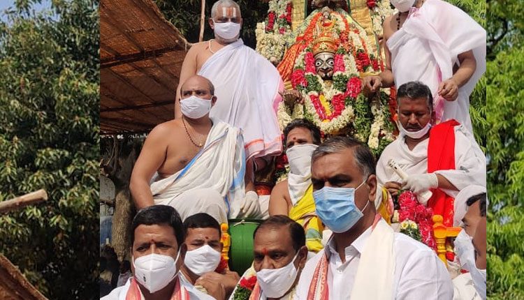 పదేండ్లు అధికారంలో ఉండి మీరు చేసిందేమిటి?: మంత్రి హరీశ్