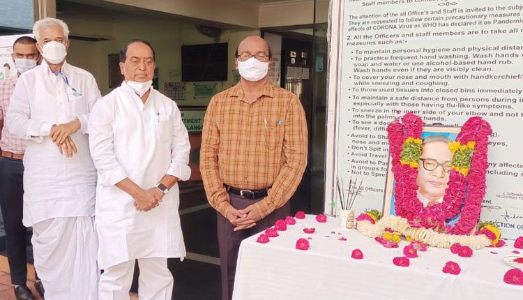 అంబేద్కర్‌ సూచించిన మార్గంలో నడుద్దాం: మంత్రి ఐకేఆర్