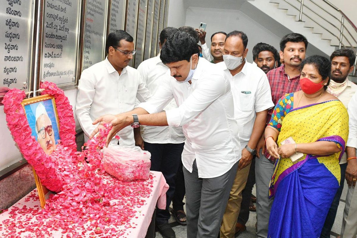 జగ్జీవన్ రామ్కు ఎంపీ సంతోష్ కుమార్ నివాళి