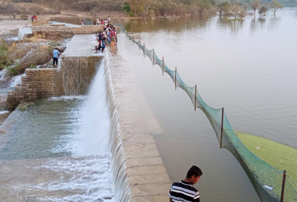 క‌న్నీరు కారిన చోటే.. గంగ ప‌ర‌వ‌ళ్లు తొక్కింది : కేటీఆర్