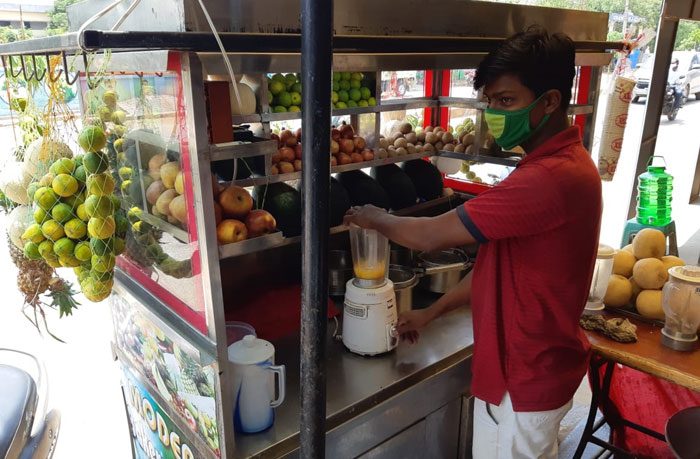 పండ్లరసాలకు..  భలే గిరాకీ