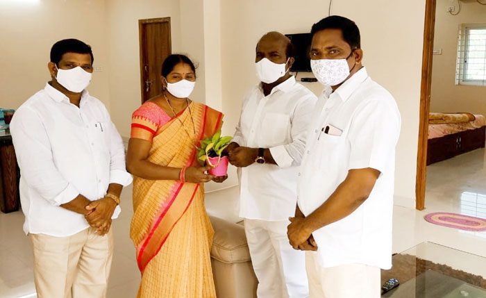 ఘనంగా ఎమ్మెల్యే చిరుమర్తి జన్మదిన వేడుకలు