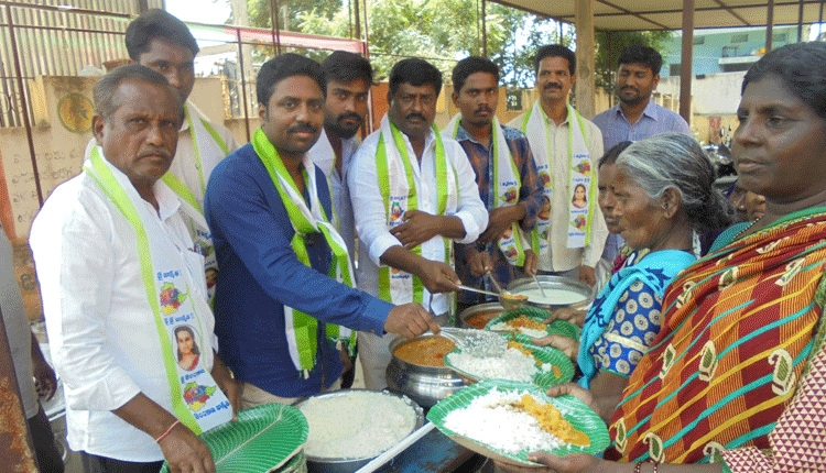 మహా సంకల్పానికి  మూడేండ్లు పూర్తి