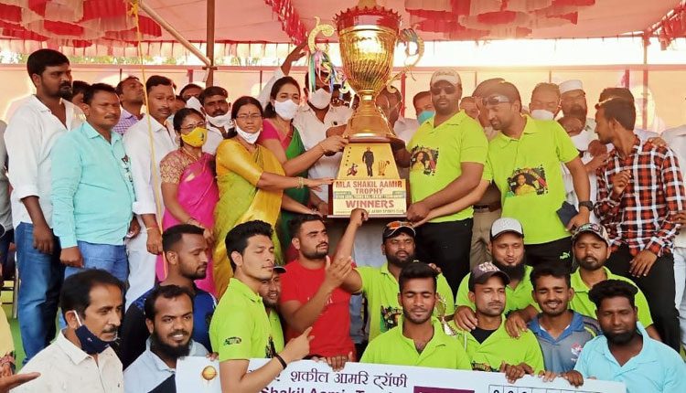 ముగిసిన ‘ఎమ్మెల్యే షకీల్‌  క్రికెట్‌ టోర్నీ ’