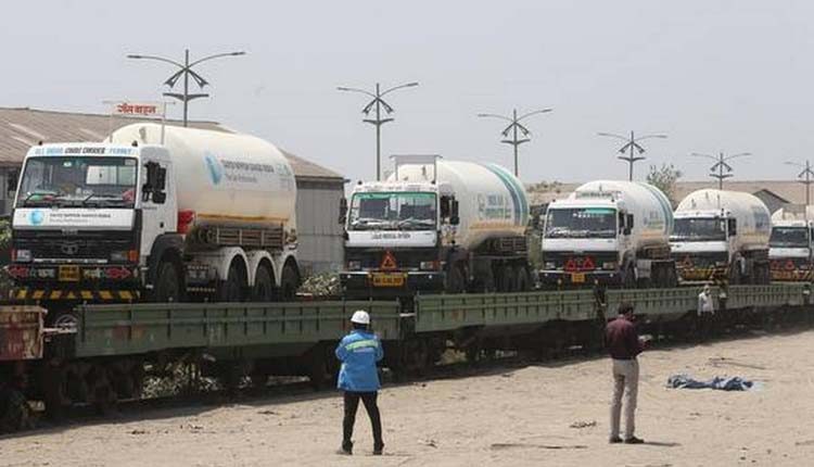 ఆక్సిజన్‌ ఎక్స్‌ప్రెస్‌లో 450 టన్నుల సరఫరా : రైల్వే