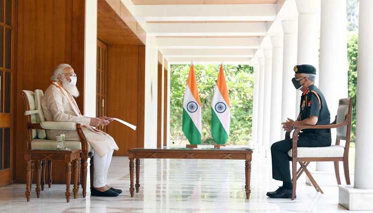 ప్ర‌ధాని న‌రేంద్ర‌మోదీతో ఆర్మీ చీఫ్ న‌ర‌వానె భేటీ