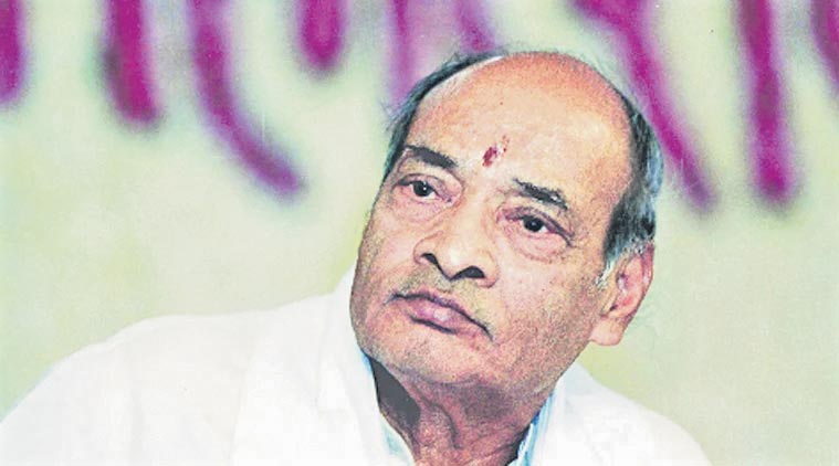 సంఘసేవ విద్యార్థుల బాధ్యత