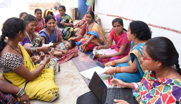 రుణాల లక్ష్యం..రూ.600 కోట్లు