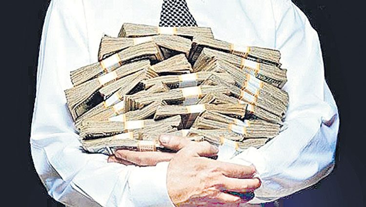 రికార్డు వసూళ్లు