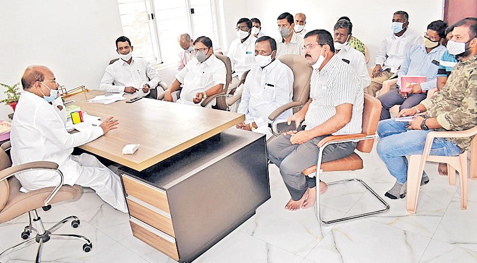 ధాన్యం కొనుగోలుకు భారీ ఏర్పాట్లు