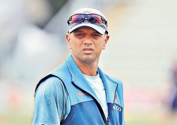 ధోనీపై ద్రవిడ్‌ ఆగ్రహించిన వేళ